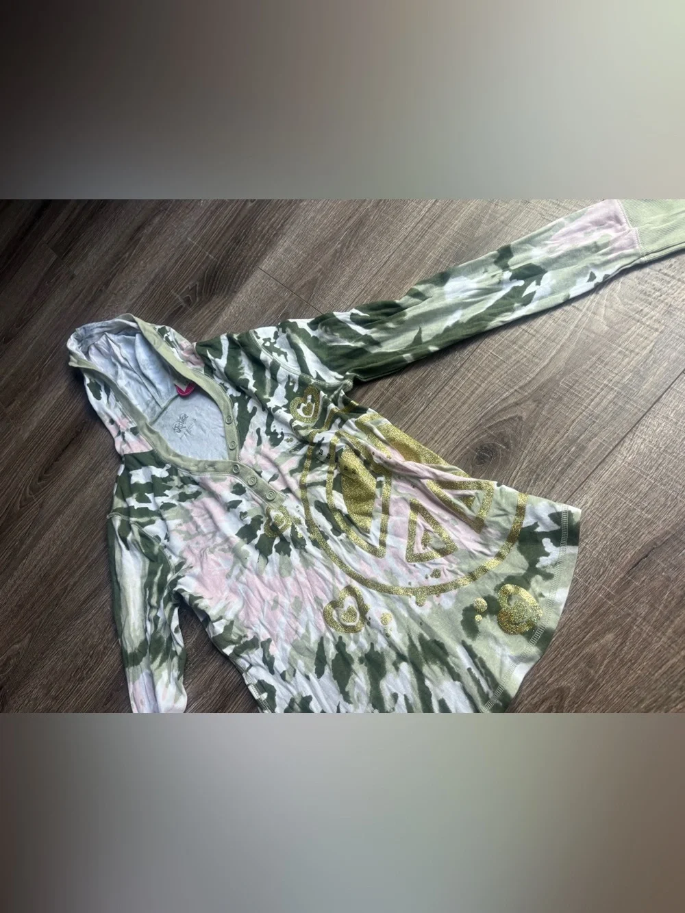 Justice Green and Pink Tie-Dye Long Sleeve Top with Gold Graphic NWT